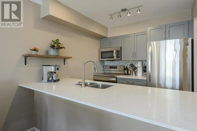 401 - 2490 W 2nd Avenue, Condo with 1 bedrooms, 1 bathrooms and 1 parking in Vancouver BC | Image 6