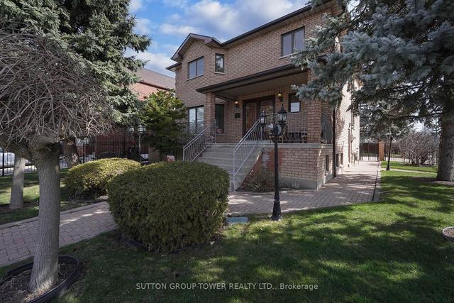 531 Lauder Ave, House detached with 4 bedrooms, 4 bathrooms and 7 parking in Toronto ON | Image 36