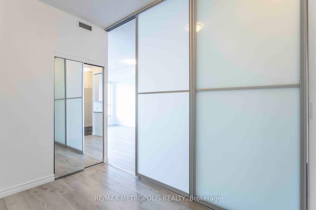 1611 - 500 Sherbourne St, Condo with 1 bedrooms, 1 bathrooms and 1 parking in Toronto ON | Image 17