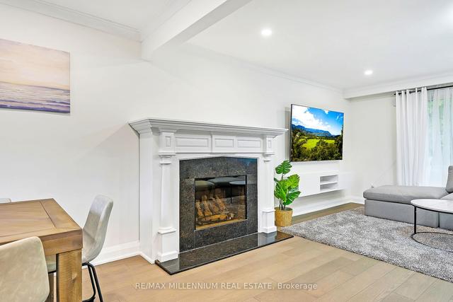 263 Dunforest Ave, House detached with 5 bedrooms, 3 bathrooms and 4 parking in Toronto ON | Image 26