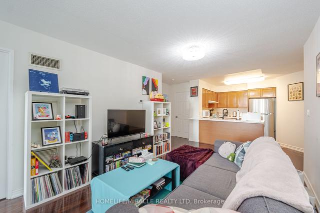 1011 - 23 Hollywood Ave, Condo with 1 bedrooms, 1 bathrooms and 1 parking in Toronto ON | Image 5