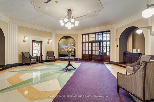 1103 - 70 High Park Ave, Condo with 2 bedrooms, 1 bathrooms and 1 parking in Toronto ON | Image 33