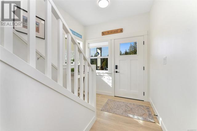 861 Tomack Loop, House detached with 4 bedrooms, 4 bathrooms and 3 parking in Langford BC | Image 13
