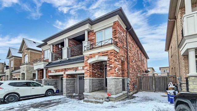 53 Ostrovsky Rd, House semidetached with 4 bedrooms, 4 bathrooms and 4 parking in Vaughan ON | Image 1