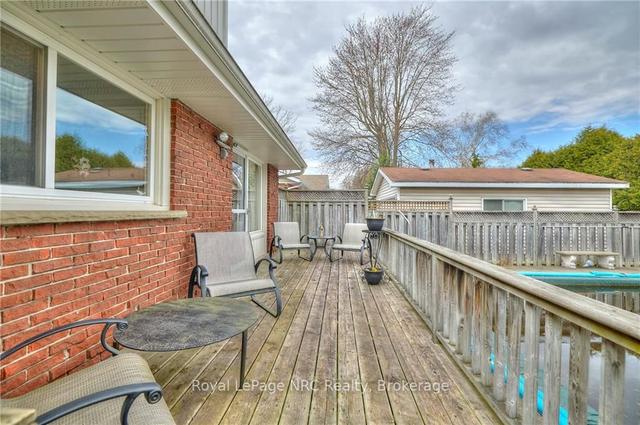 325 Brookfield Blvd, House detached with 2 bedrooms, 2 bathrooms and 4 parking in Haldimand County ON | Image 8