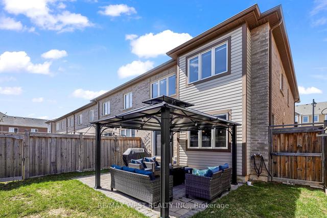 20 Reichert Crt, House attached with 4 bedrooms, 3 bathrooms and 2 parking in Milton ON | Image 31