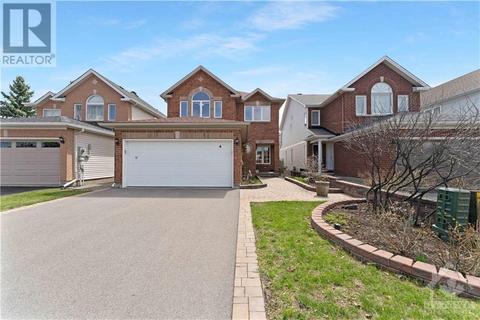 4 Staten Way, House detached with 4 bedrooms, 3 bathrooms and 4 parking in Ottawa ON | Card Image