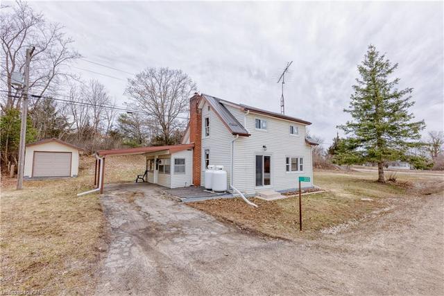 333 Burridge Road, House detached with 2 bedrooms, 1 bathrooms and 5 parking in South Frontenac ON | Image 12