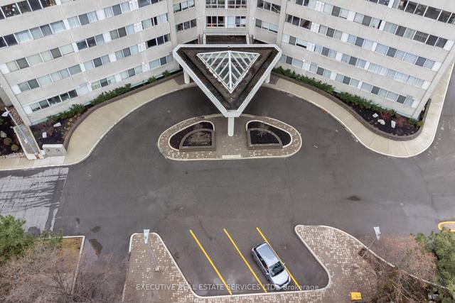 508 - 3700 Kaneff Cres, Condo with 2 bedrooms, 2 bathrooms and 1 parking in Mississauga ON | Image 12