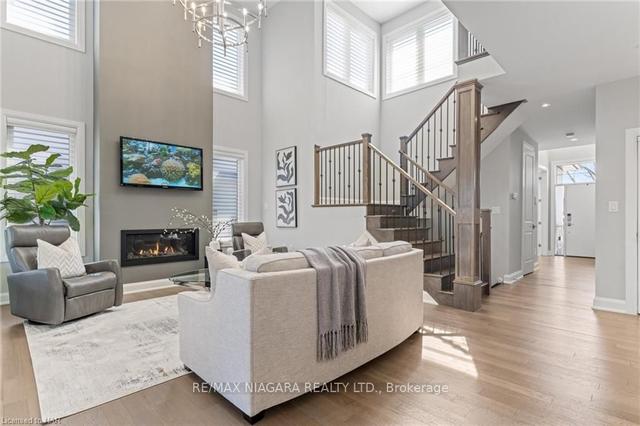 26 Olde School Crt, House detached with 3 bedrooms, 4 bathrooms and 3 parking in St. Catharines ON | Image 38