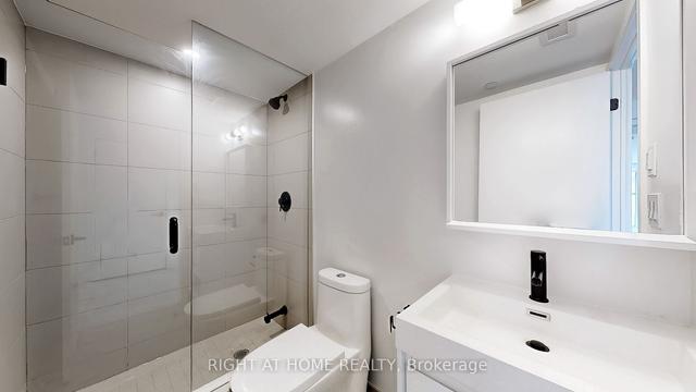 410 - 2 Augusta Ave, Condo with 1 bedrooms, 2 bathrooms and 0 parking in Toronto ON | Image 21