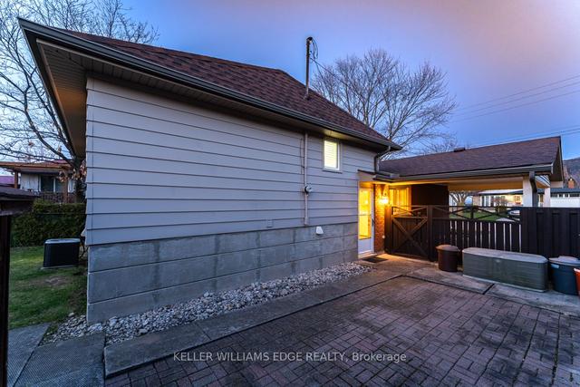 20 Bunker Hill Dr, House detached with 3 bedrooms, 2 bathrooms and 3 parking in Hamilton ON | Image 30