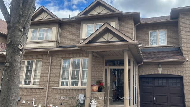 11 Magnotta Rd, House attached with 3 bedrooms, 3 bathrooms and 3 parking in Markham ON | Image 1