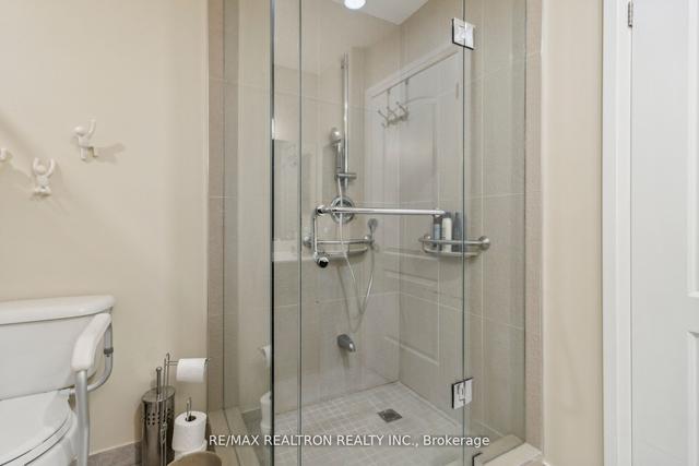 1204 - 20 North Park Rd, Condo with 2 bedrooms, 2 bathrooms and 1 parking in Vaughan ON | Image 7