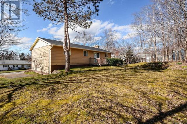 40 Beaumont Avenue, House detached with 3 bedrooms, 2 bathrooms and null parking in Cape Breton NS | Image 5