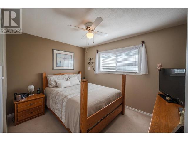 2515 Mckenzie Street, House detached with 3 bedrooms, 1 bathrooms and null parking in Penticton BC | Image 12