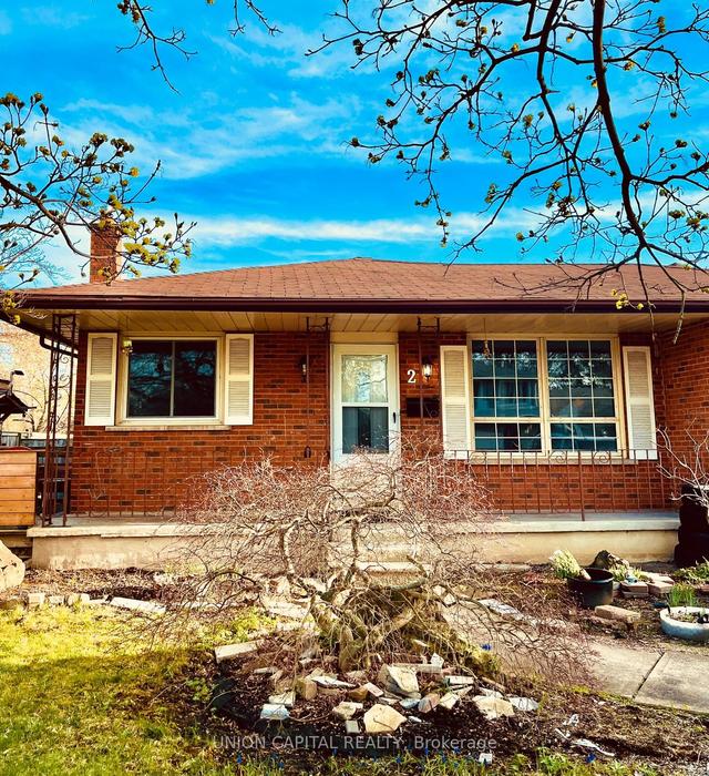 2 Shetland Cres, House detached with 3 bedrooms, 2 bathrooms and 5 parking in St. Catharines ON | Image 7