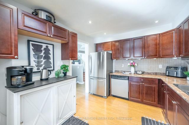 23 Goodfellow St, House semidetached with 3 bedrooms, 2 bathrooms and 3 parking in Whitby ON | Image 4
