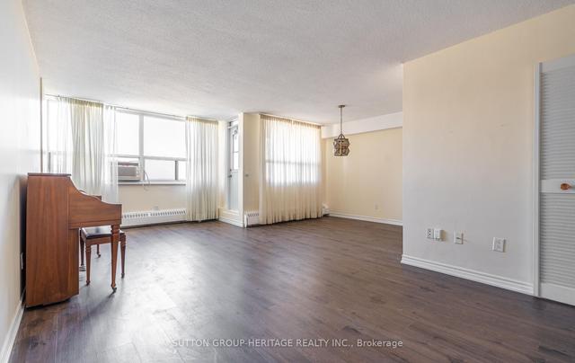1421 - 451 The West Mall, Condo with 2 bedrooms, 1 bathrooms and 1 parking in Toronto ON | Image 27