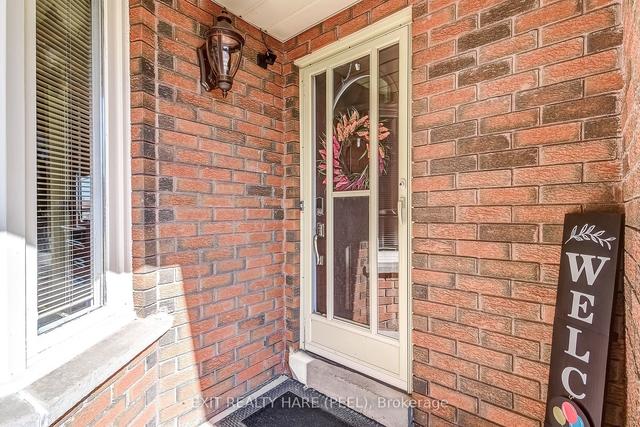 119 Major Wm. Sharpe Dr, House detached with 3 bedrooms, 2 bathrooms and 5 parking in Brampton ON | Image 32