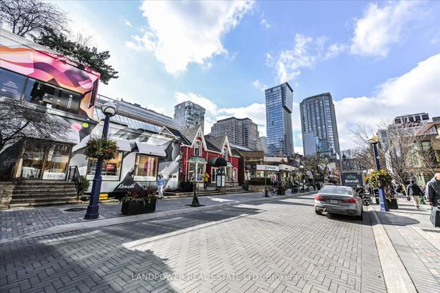 503 - 80 Yorkville Ave, Condo with 2 bedrooms, 2 bathrooms and 2 parking in Toronto ON | Image 21