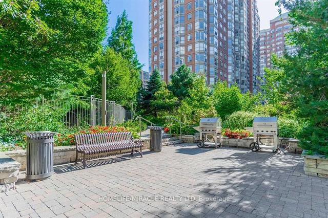 1401 - 3880 Duke Of York Blvd, Condo with 1 bedrooms, 1 bathrooms and 1 parking in Mississauga ON | Image 15