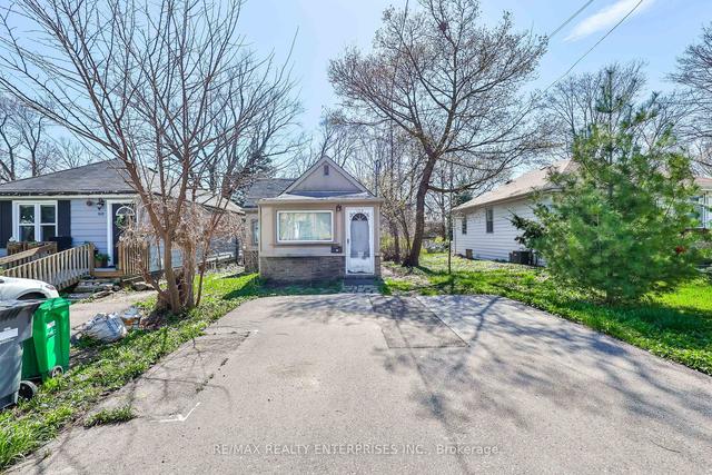 912 Beechwood Ave, House detached with 2 bedrooms, 1 bathrooms and 2 parking in Mississauga ON | Image 14