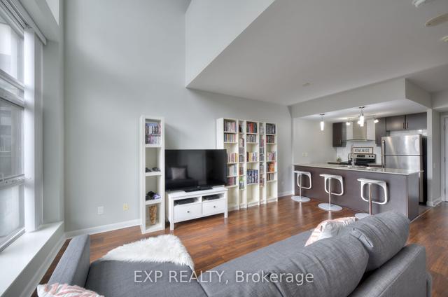 6 - 11 Town Centre Crt, Townhouse with 2 bedrooms, 2 bathrooms and 1 parking in Toronto ON | Image 11