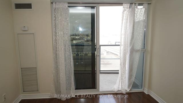 803 - 83 Borough Dr, Condo with 1 bedrooms, 1 bathrooms and 1 parking in Toronto ON | Image 2