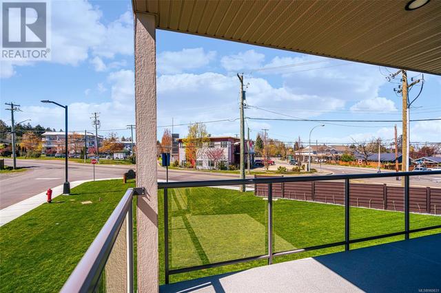 201 - 140 Jensen Ave W, Condo with 3 bedrooms, 2 bathrooms and 2 parking in Parksville BC | Image 24