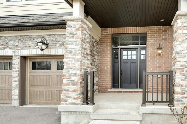 282 Bethpage Dr, House detached with 4 bedrooms, 3 bathrooms and 4 parking in Oakville ON | Image 12