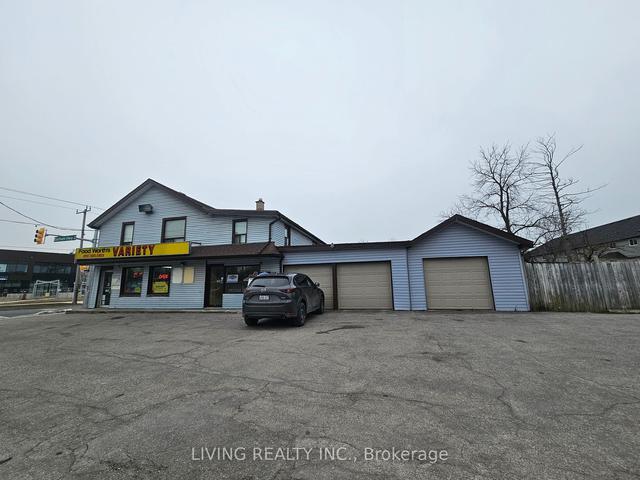 2812 Trulls Rd, House detached with 3 bedrooms, 2 bathrooms and 13 parking in Clarington ON | Image 11