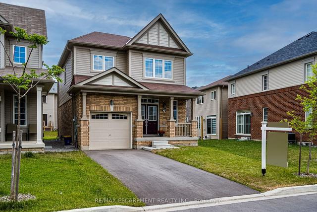196 Kinsman Dr, House detached with 3 bedrooms, 3 bathrooms and 3 parking in Hamilton ON | Image 1