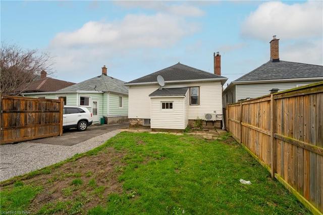 7 Jones Street, House detached with 2 bedrooms, 1 bathrooms and 1 parking in St. Catharines ON | Image 18