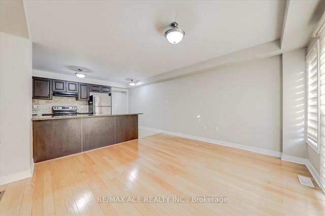 7 De Jong St, House attached with 4 bedrooms, 4 bathrooms and 1 parking in Toronto ON | Image 7