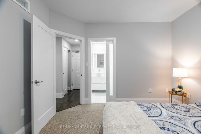 202 - 460 Wellington St, Condo with 2 bedrooms, 2 bathrooms and 1 parking in London ON | Image 37