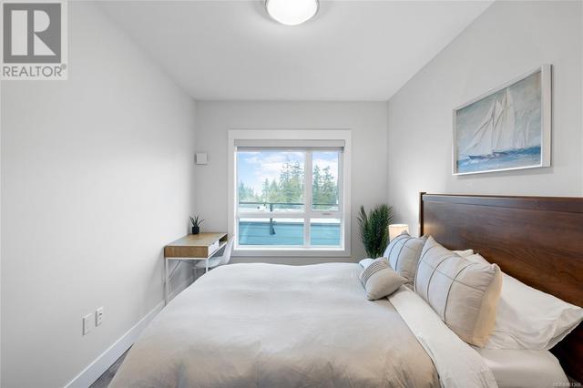 304 - 113 Hirst Ave E, Condo with 2 bedrooms, 2 bathrooms and 1 parking in Parksville BC | Image 24