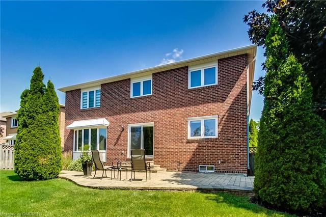 1468 Tanner Court, House detached with 5 bedrooms, 2 bathrooms and 4 parking in Oakville ON | Image 27