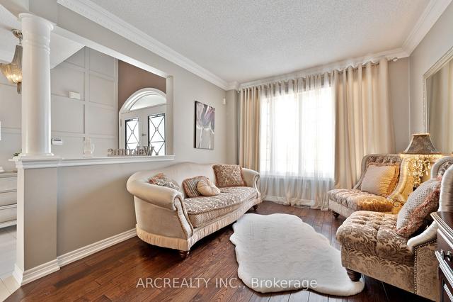37 Newbridge Ave, House detached with 4 bedrooms, 5 bathrooms and 6 parking in Richmond Hill ON | Image 35