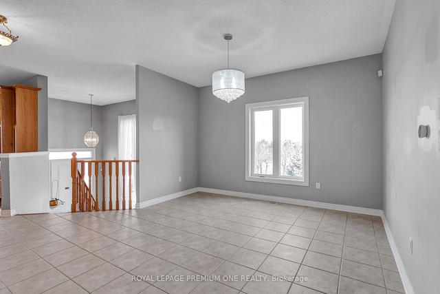 129 Sunset Rdge, House detached with 3 bedrooms, 3 bathrooms and 4 parking in Vaughan ON | Image 40