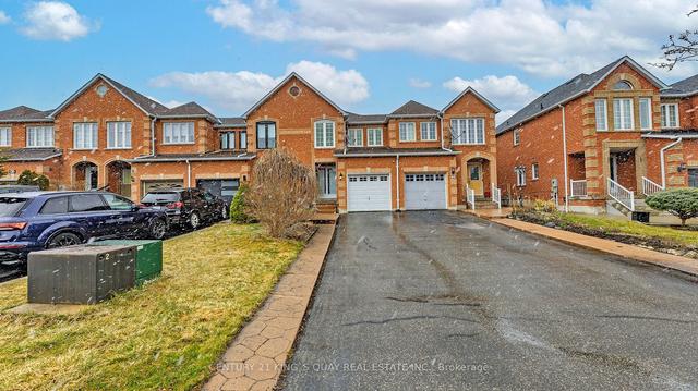 88 Giancola Cres, House attached with 3 bedrooms, 3 bathrooms and 4 parking in Vaughan ON | Image 12