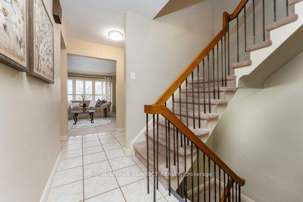 1201 Canborough Cres, House detached with 4 bedrooms, 3 bathrooms and 6 parking in Pickering ON | Image 34