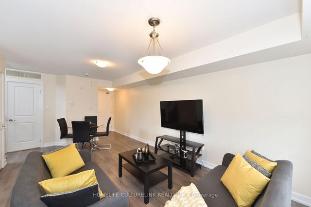 89 - 100 Parrotta Dr, Townhouse with 2 bedrooms, 2 bathrooms and 1 parking in Toronto ON | Image 4