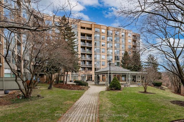 511 - 2511 Lakeshore Rd W, Condo with 1 bedrooms, 1 bathrooms and 1 parking in Oakville ON | Image 19