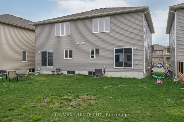 6 Tegan Crt, House semidetached with 3 bedrooms, 3 bathrooms and 2 parking in Loyalist ON | Image 27
