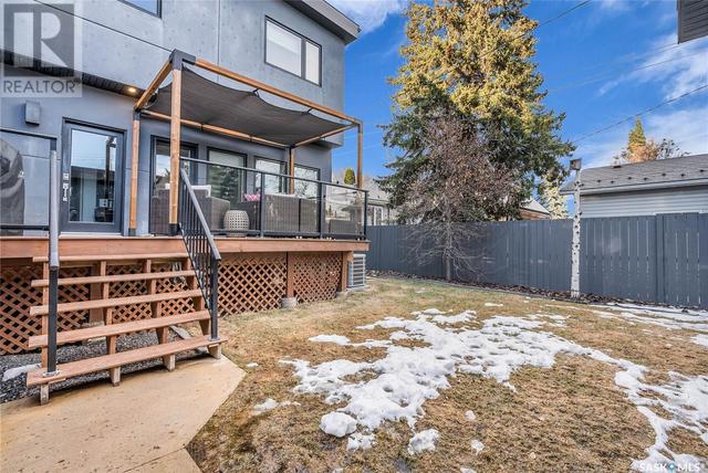 1124 3rd Street E, House semidetached with 4 bedrooms, 4 bathrooms and null parking in Saskatoon SK | Image 40