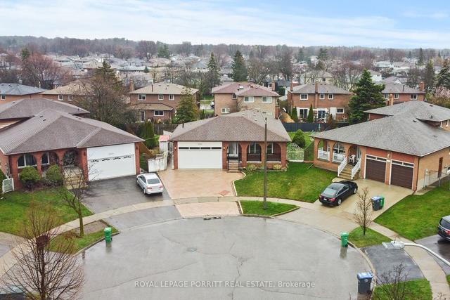 2526 Cynara Rd, House detached with 3 bedrooms, 2 bathrooms and 4 parking in Mississauga ON | Image 12