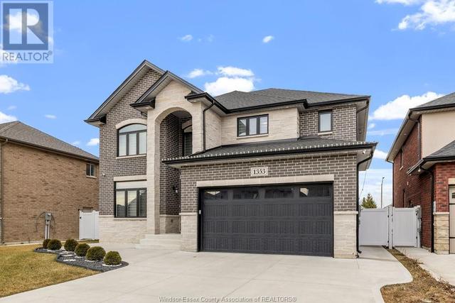 1353 Helsinki Court, House detached with 4 bedrooms, 4 bathrooms and null parking in Windsor ON | Image 1