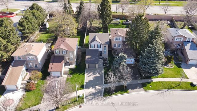 52 Northgate Blvd, House detached with 3 bedrooms, 2 bathrooms and 3 parking in Brampton ON | Image 12