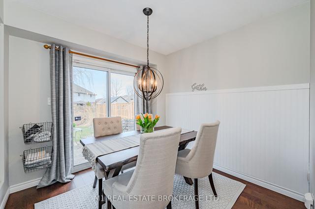 136 Lee St, House attached with 3 bedrooms, 2 bathrooms and 2 parking in Guelph ON | Image 30